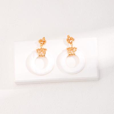 Sterling silver shell simple earrings